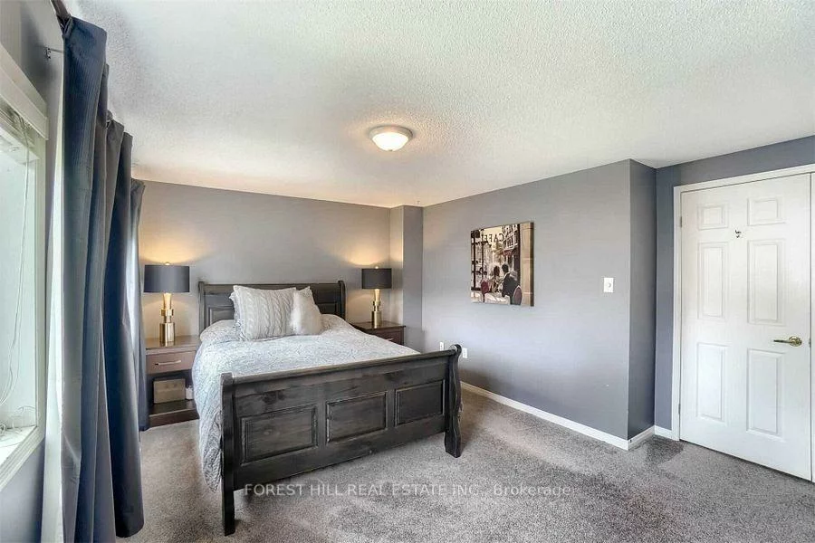 46, Lions Gate Blvd, Little Lake, Barrie