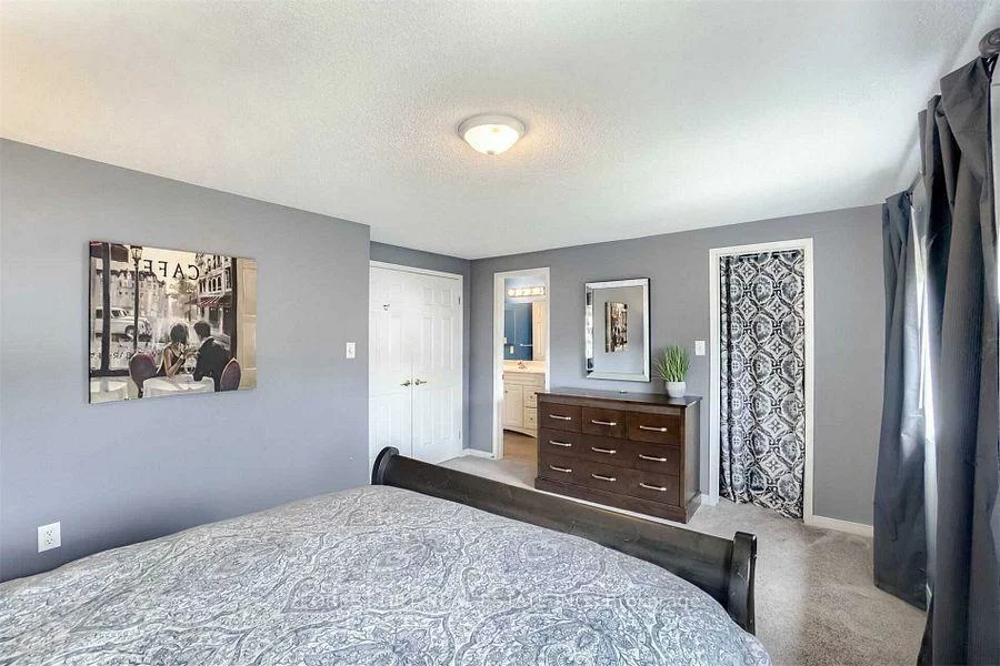 46, Lions Gate Blvd, Little Lake, Barrie