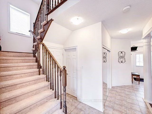 100, Sun King, Innis-Shore, Barrie