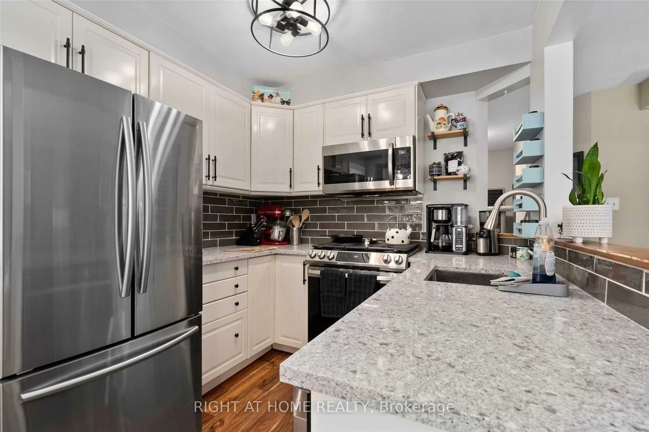 91, Brucker, Holly, Barrie