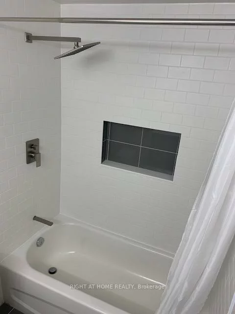 362, Dunsmore, Georgian Drive, Barrie