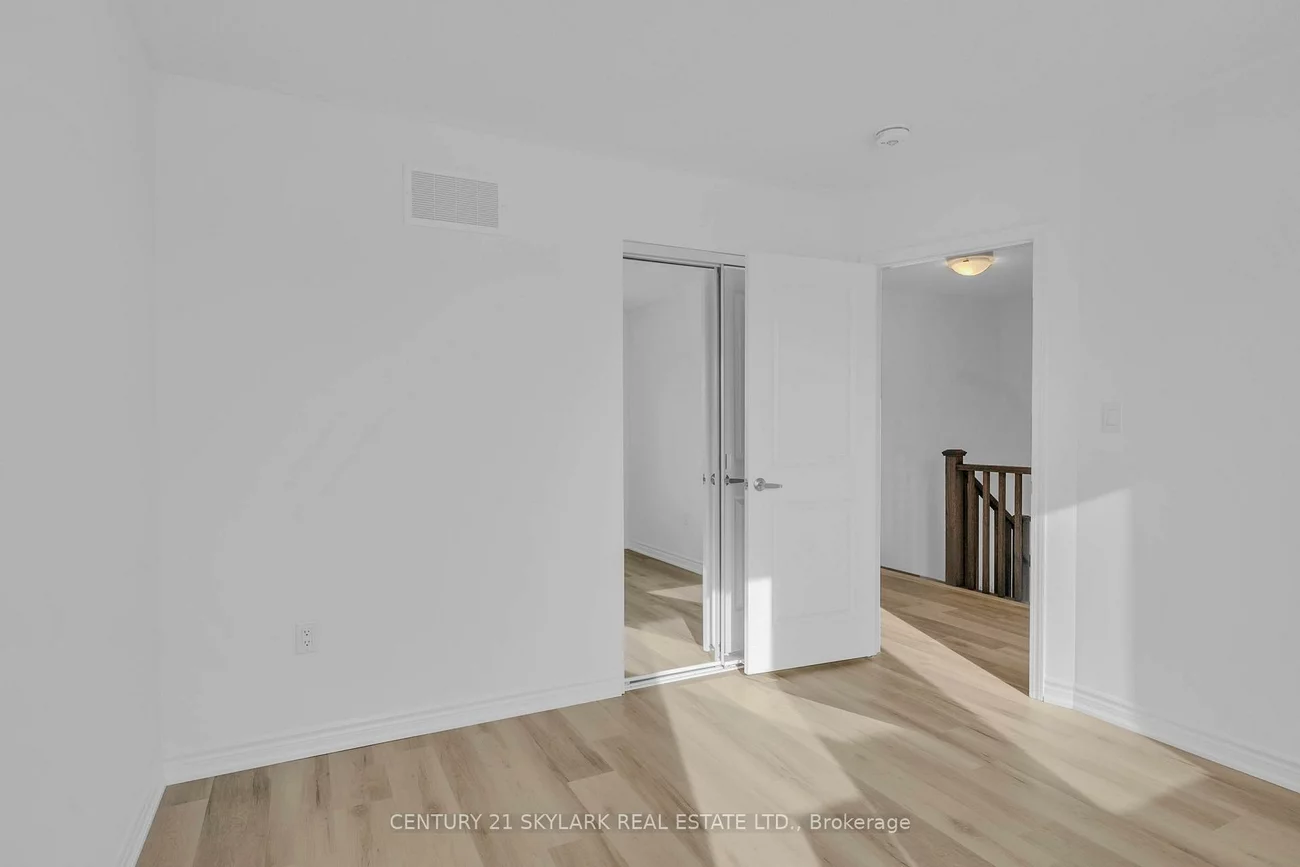 16, Ivory, Rural Barrie Southeast, Barrie