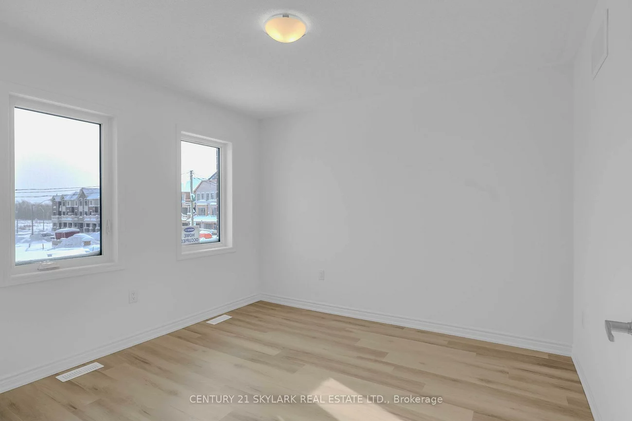 16, Ivory, Rural Barrie Southeast, Barrie