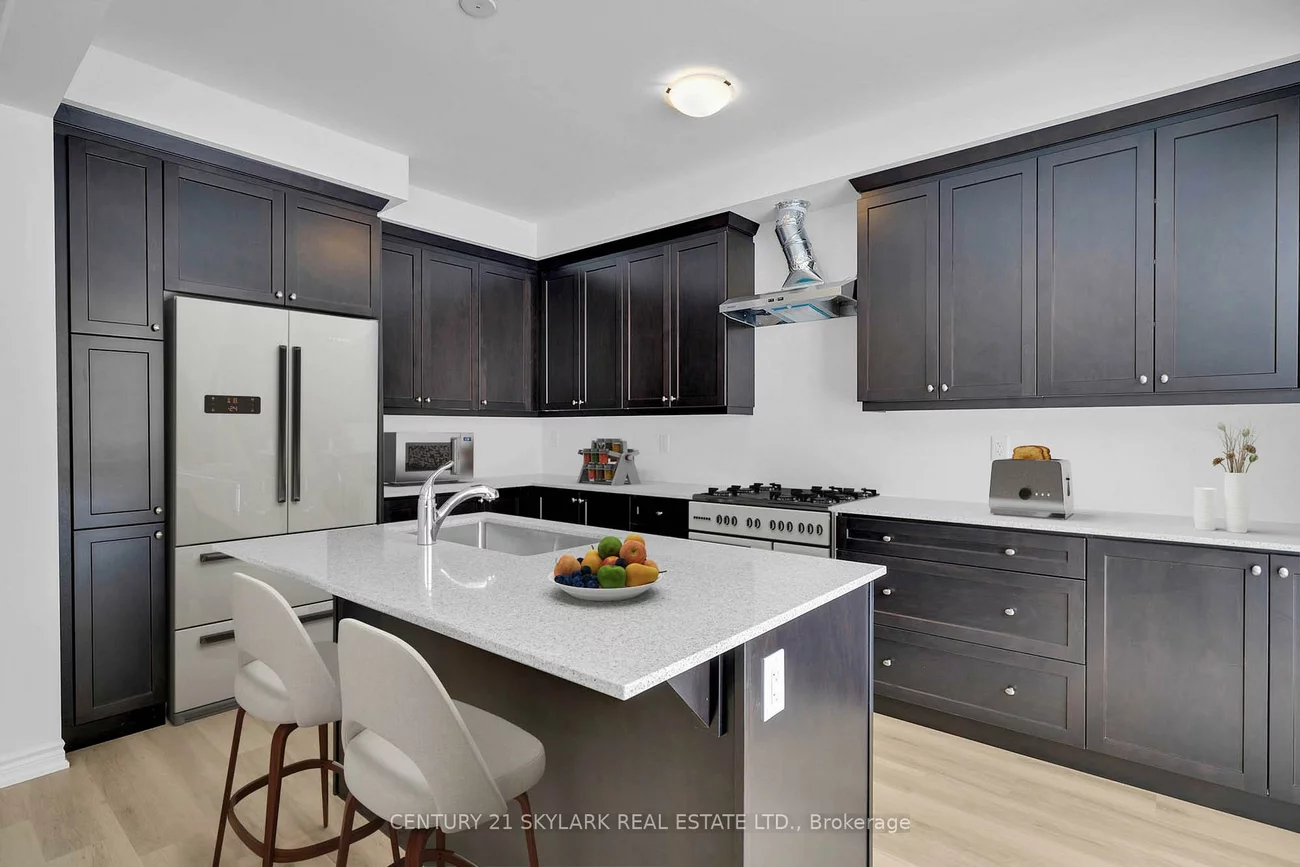 16, Ivory, Rural Barrie Southeast, Barrie