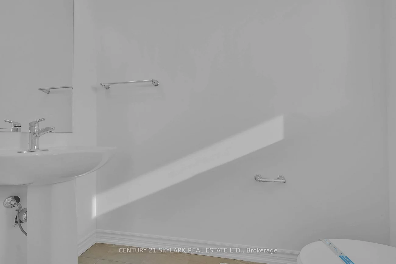 16, Ivory, Rural Barrie Southeast, Barrie