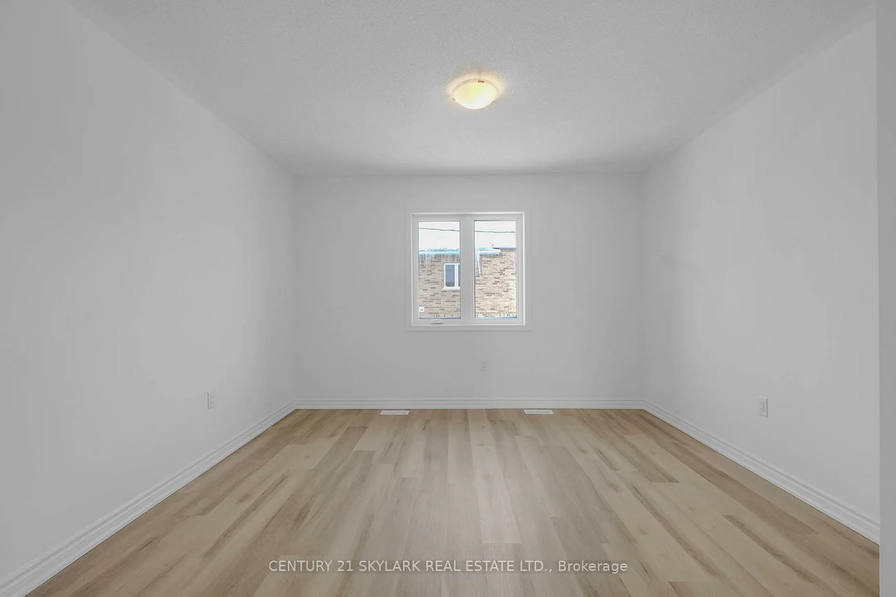 16, Ivory, Rural Barrie Southeast, Barrie