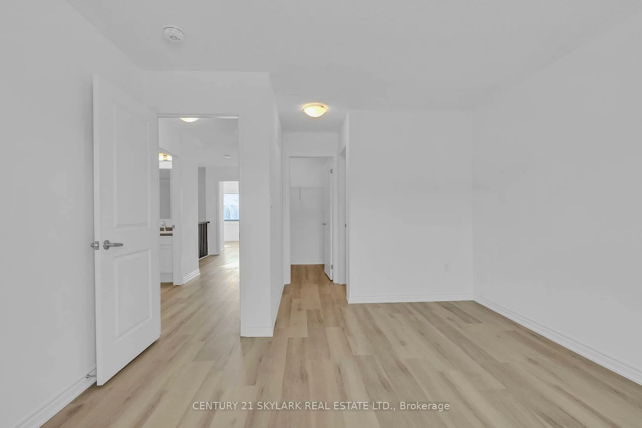 16, Ivory, Rural Barrie Southeast, Barrie