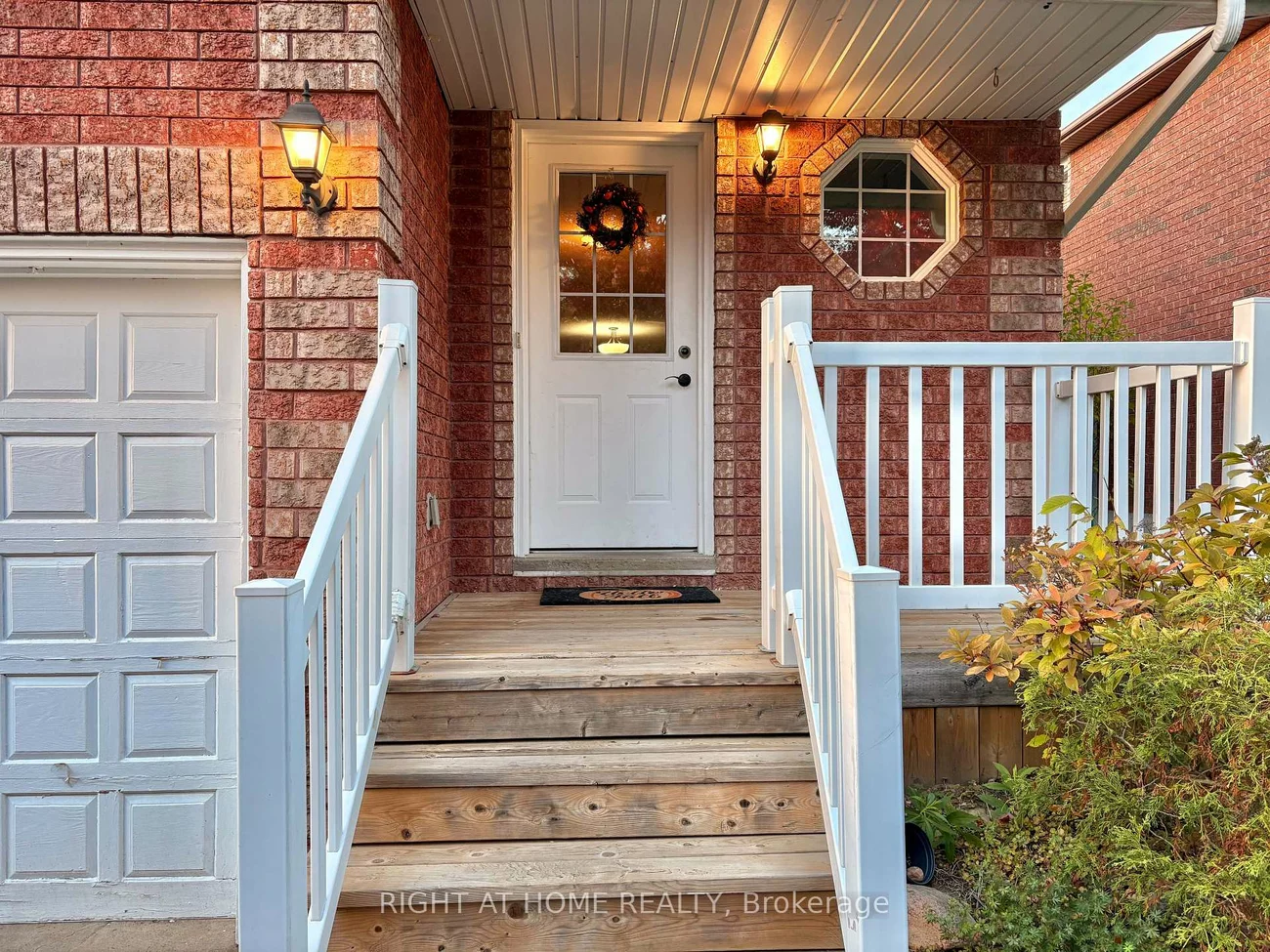 181, Columbia, Holly, Barrie