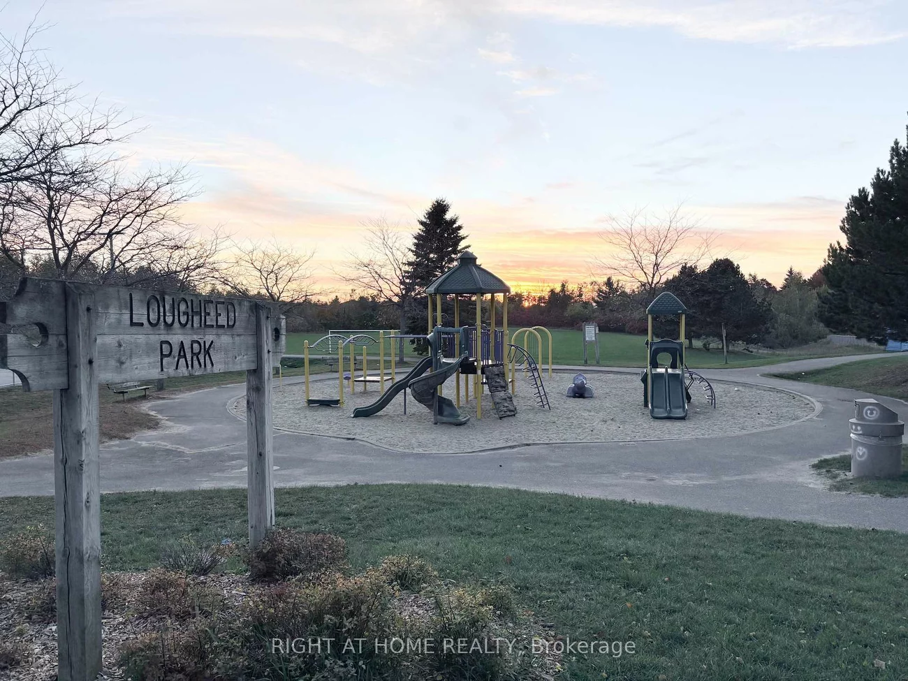 181, Columbia, Holly, Barrie