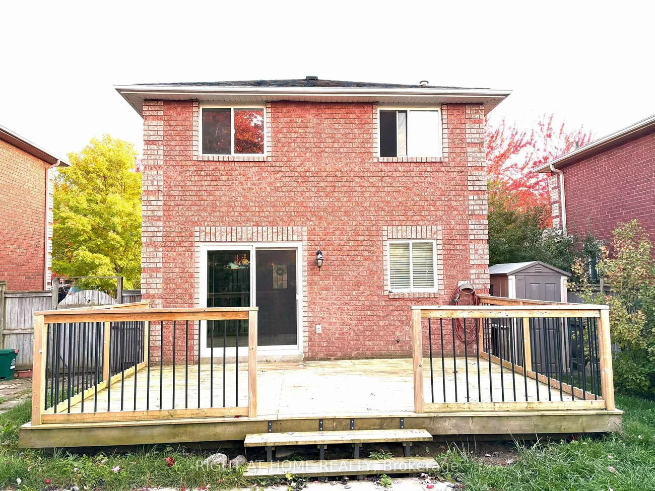 181, Columbia, Holly, Barrie