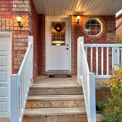 181, Columbia, Holly, Barrie