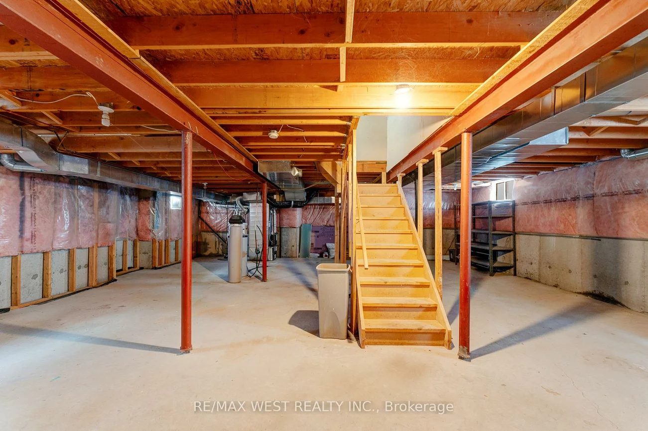 20, Felt, Bayshore, Barrie