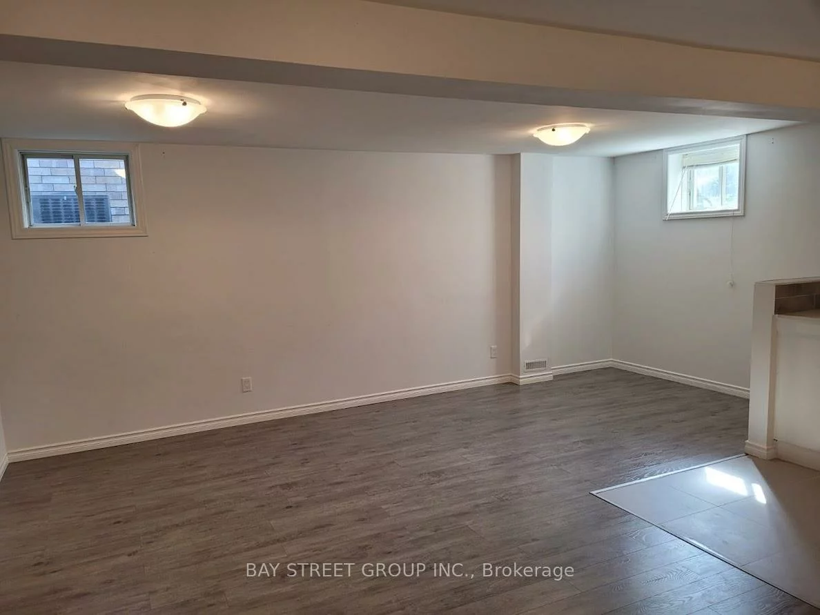 197, Hanmer, East Bayfield, Barrie