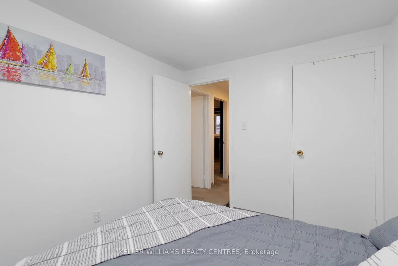 66, Chaucer, Letitia Heights, Barrie