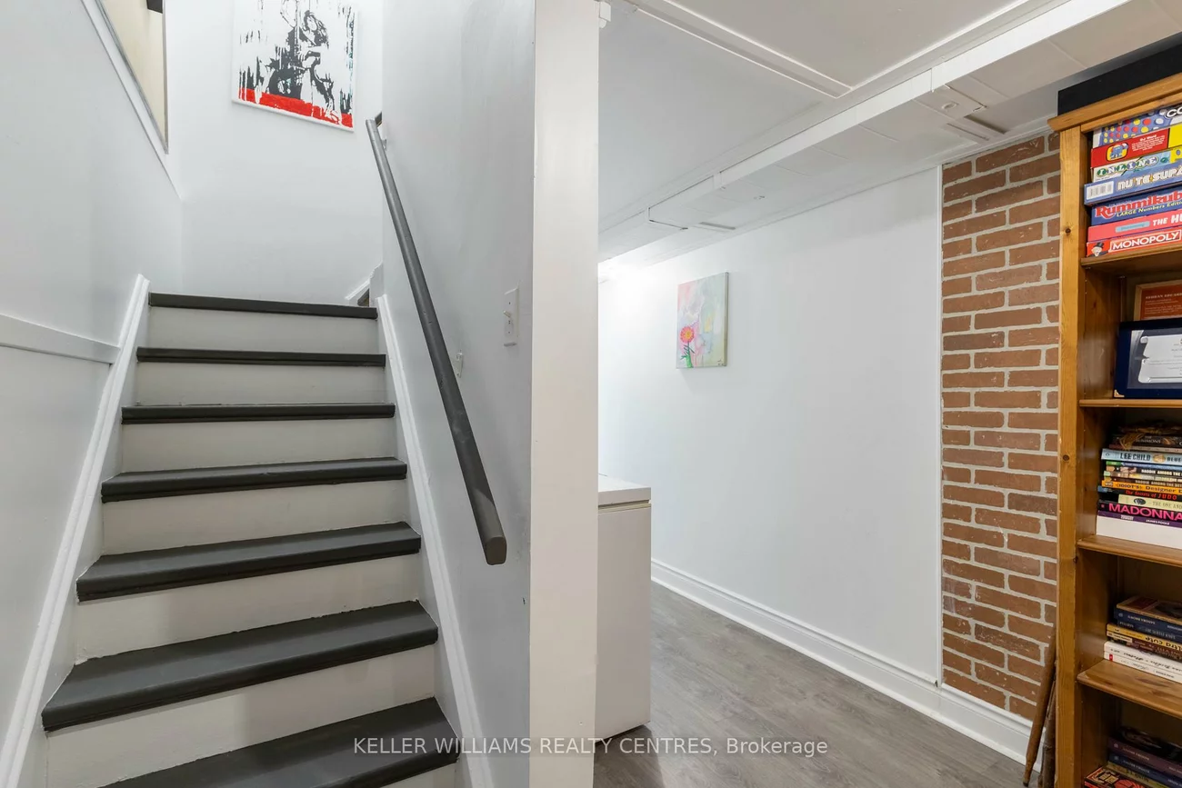 66, Chaucer, Letitia Heights, Barrie