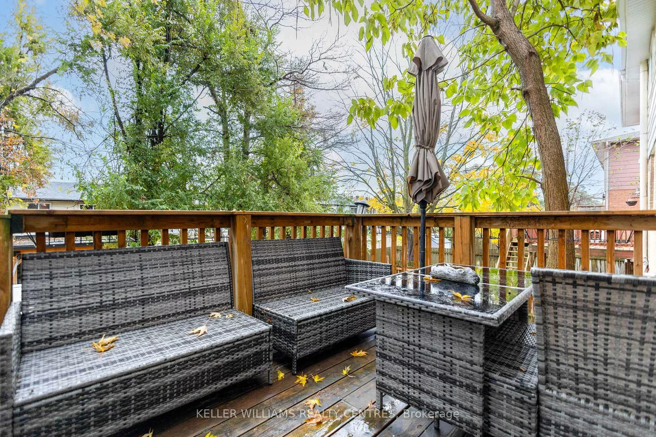 66, Chaucer, Letitia Heights, Barrie