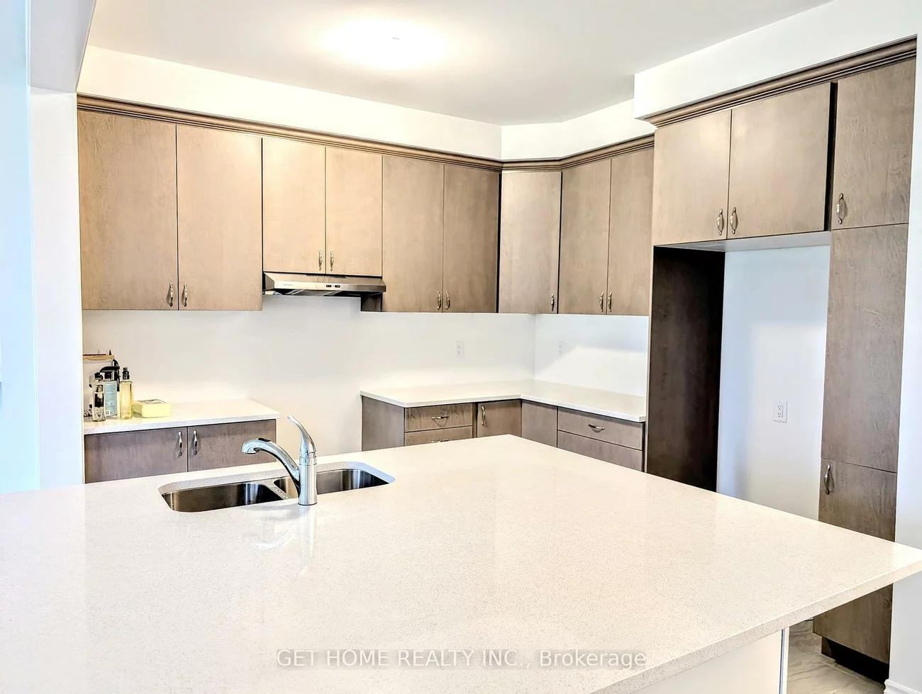 352, Madelaine, Painswick South, Barrie