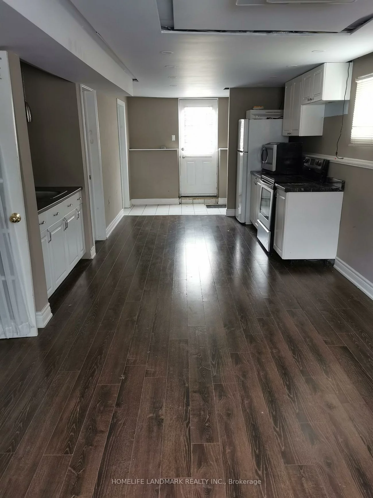 29, Finlay, West Bayfield, Barrie