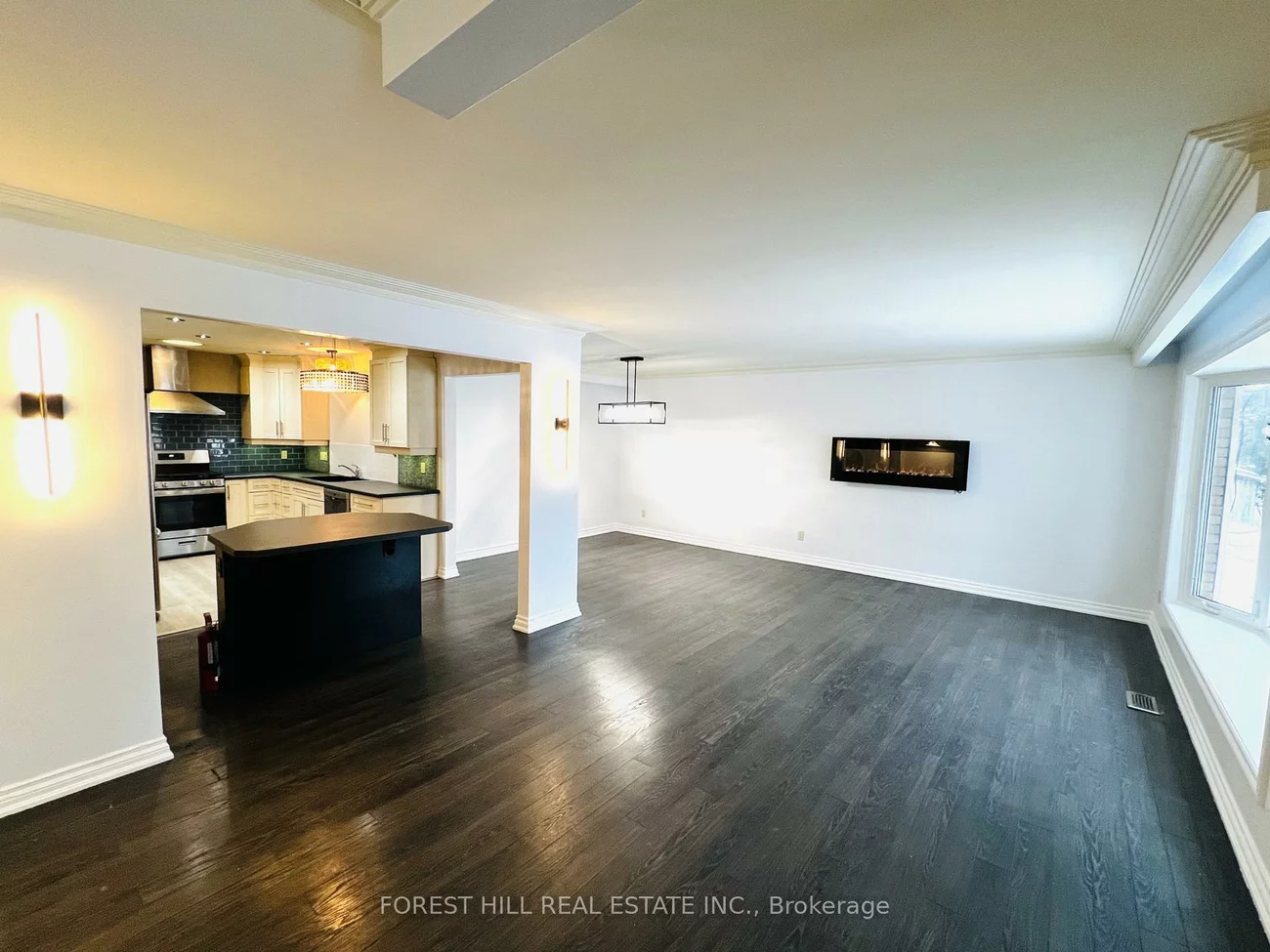 48, Steel, Grove East, Barrie