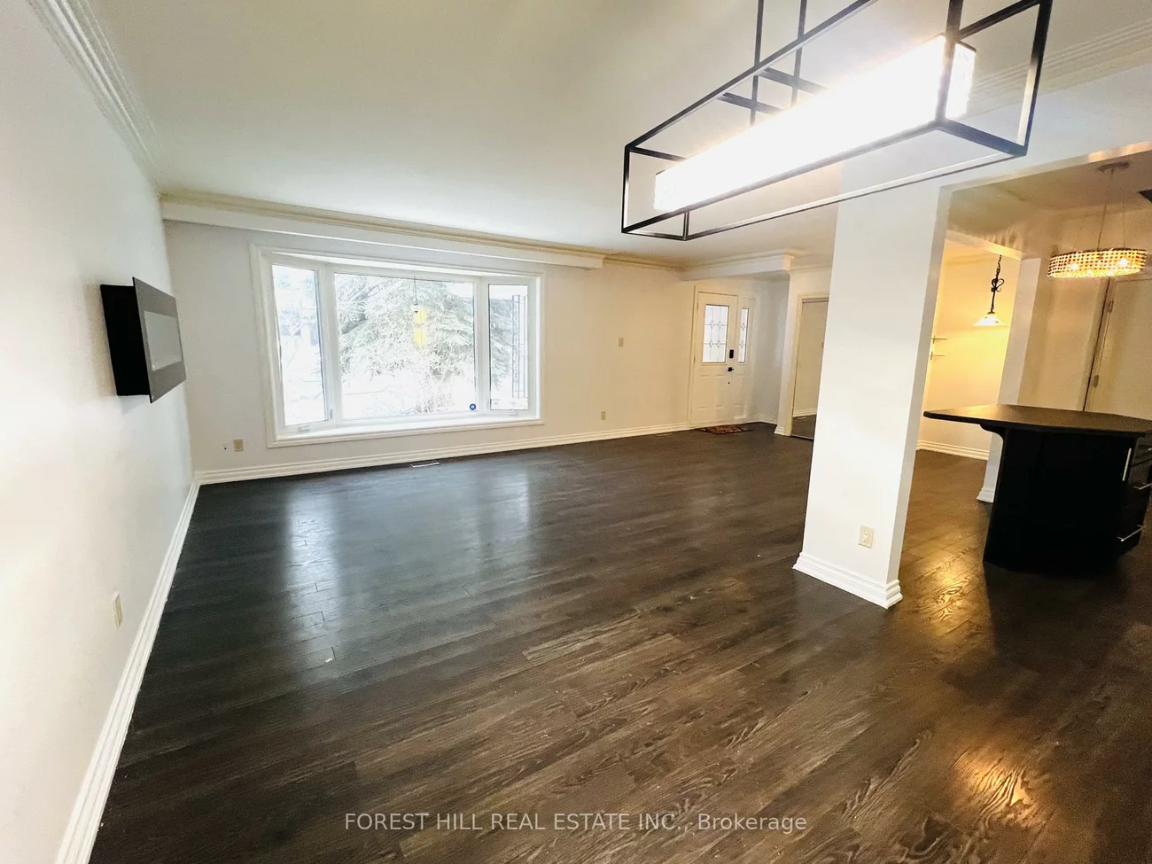 48, Steel, Grove East, Barrie