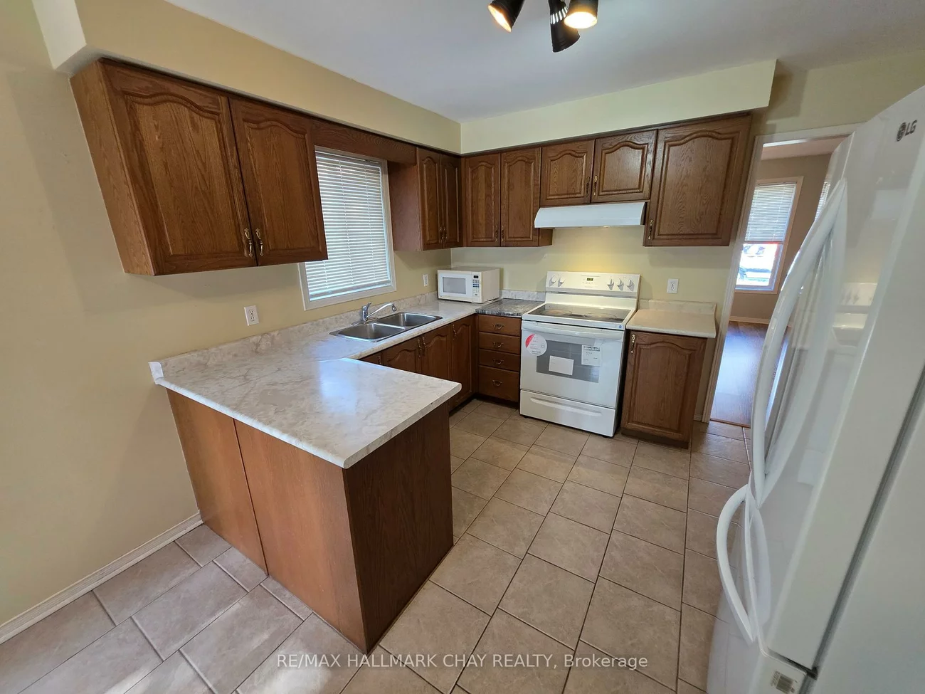 199, Livingstone, Sunnidale, Barrie