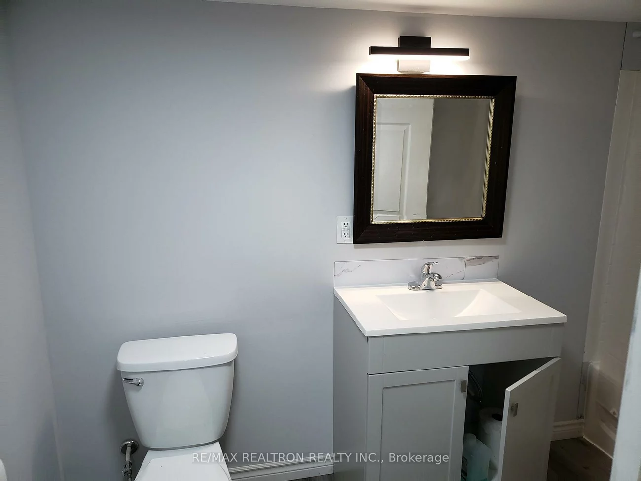 31, Carr, Letitia Heights, Barrie