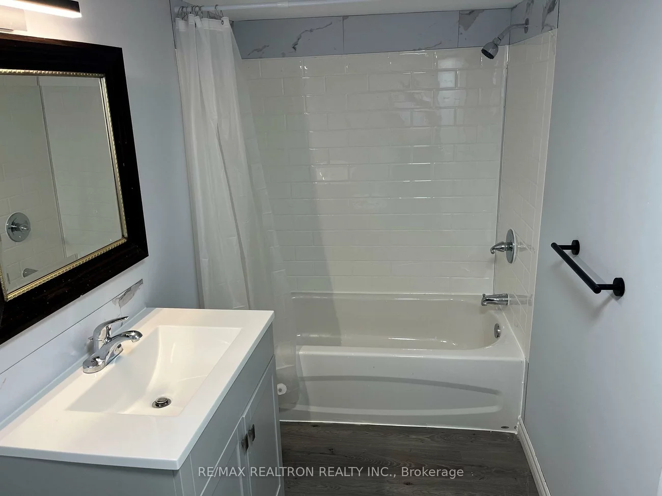 31, Carr, Letitia Heights, Barrie