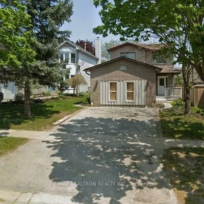 31, Carr, Letitia Heights, Barrie