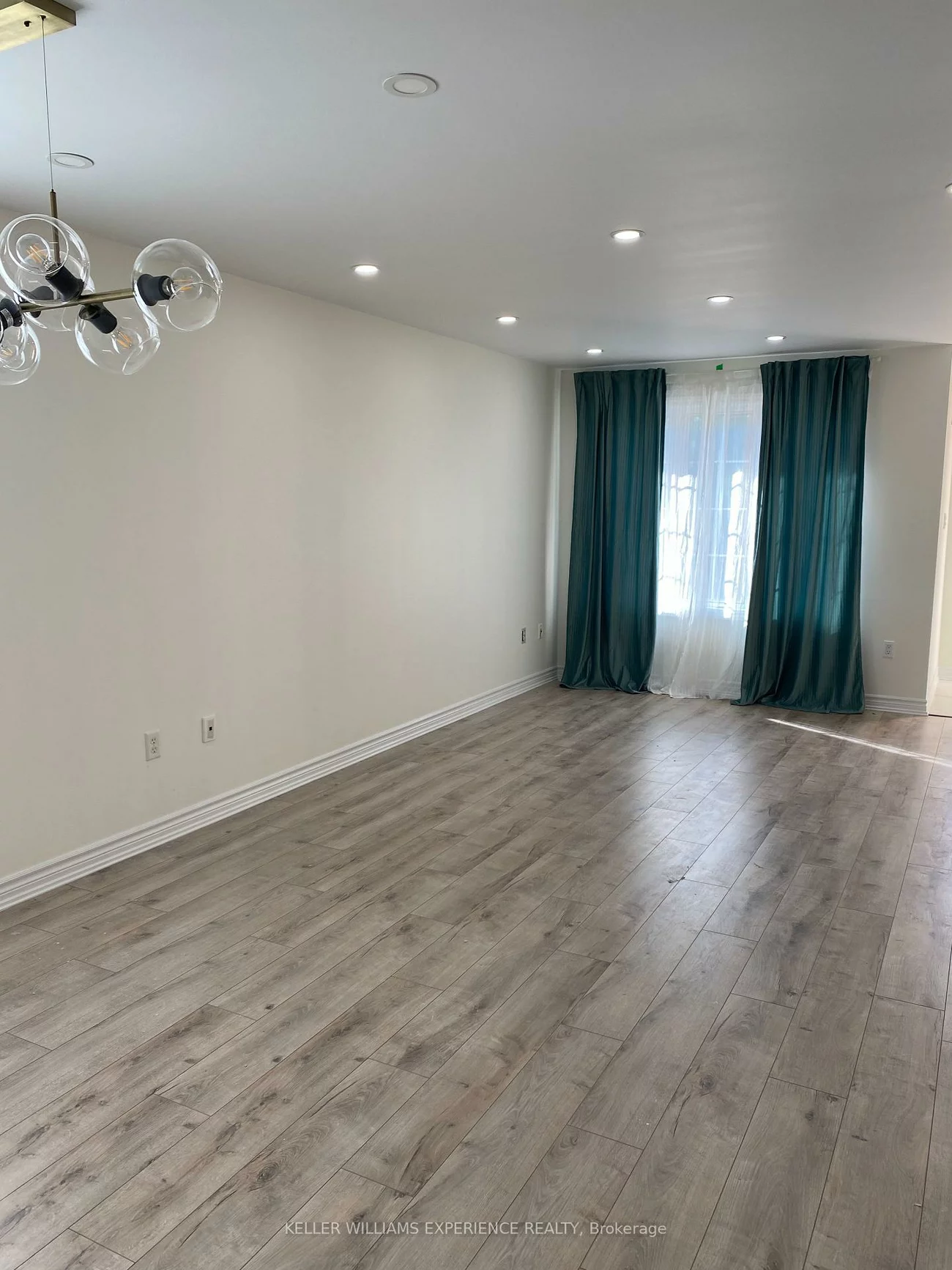 23, Butternut, Holly, Barrie