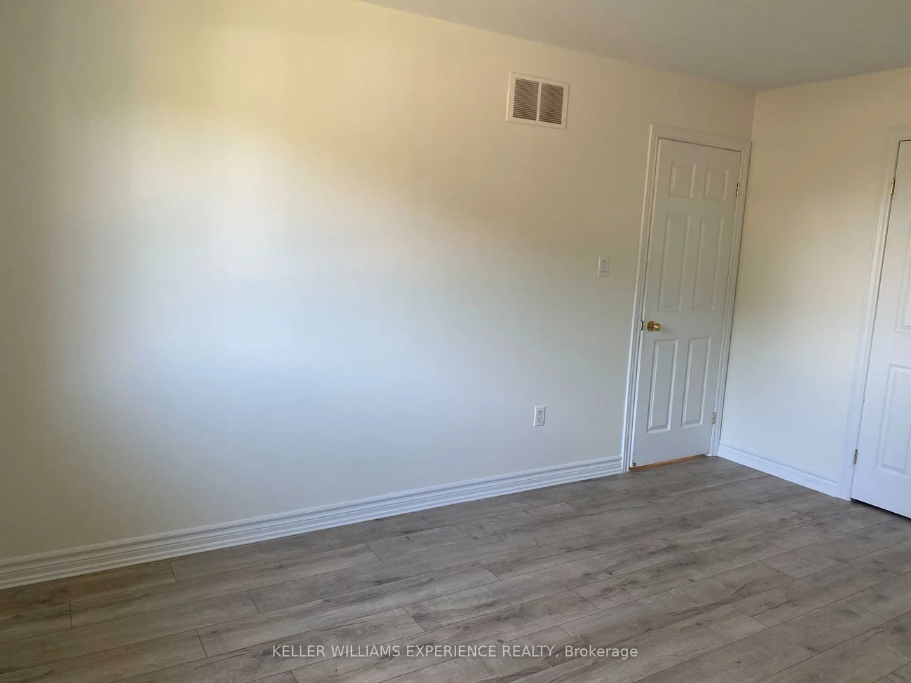 23, Butternut, Holly, Barrie