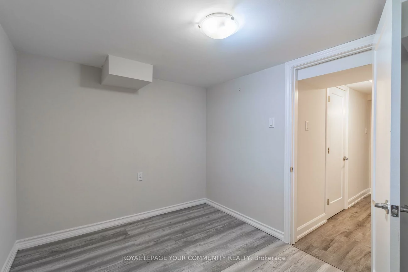 210, Cox Mill, Painswick North, Barrie