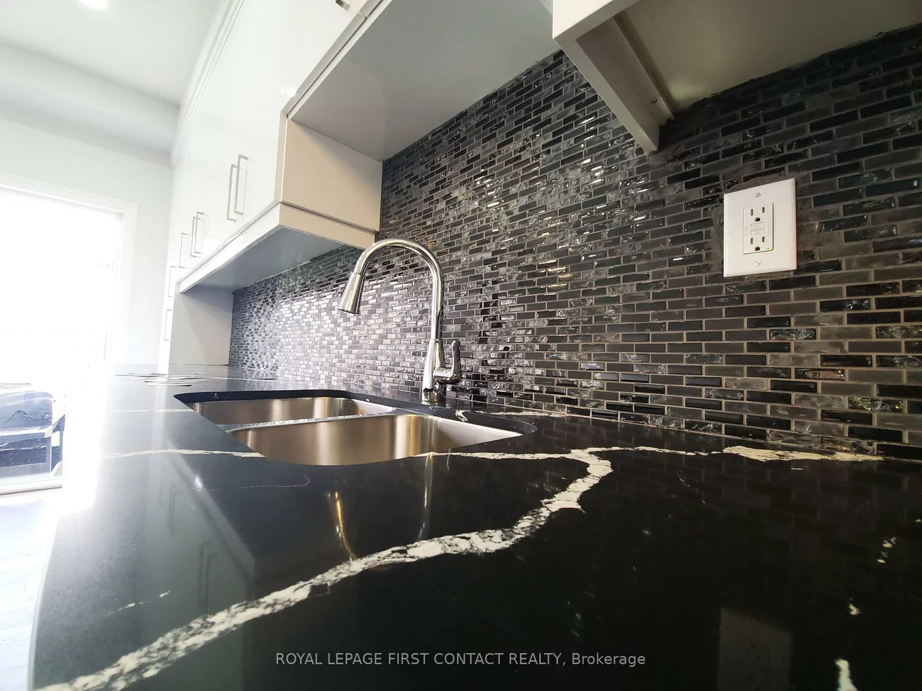 87, Pearcey, Bayfield, Barrie