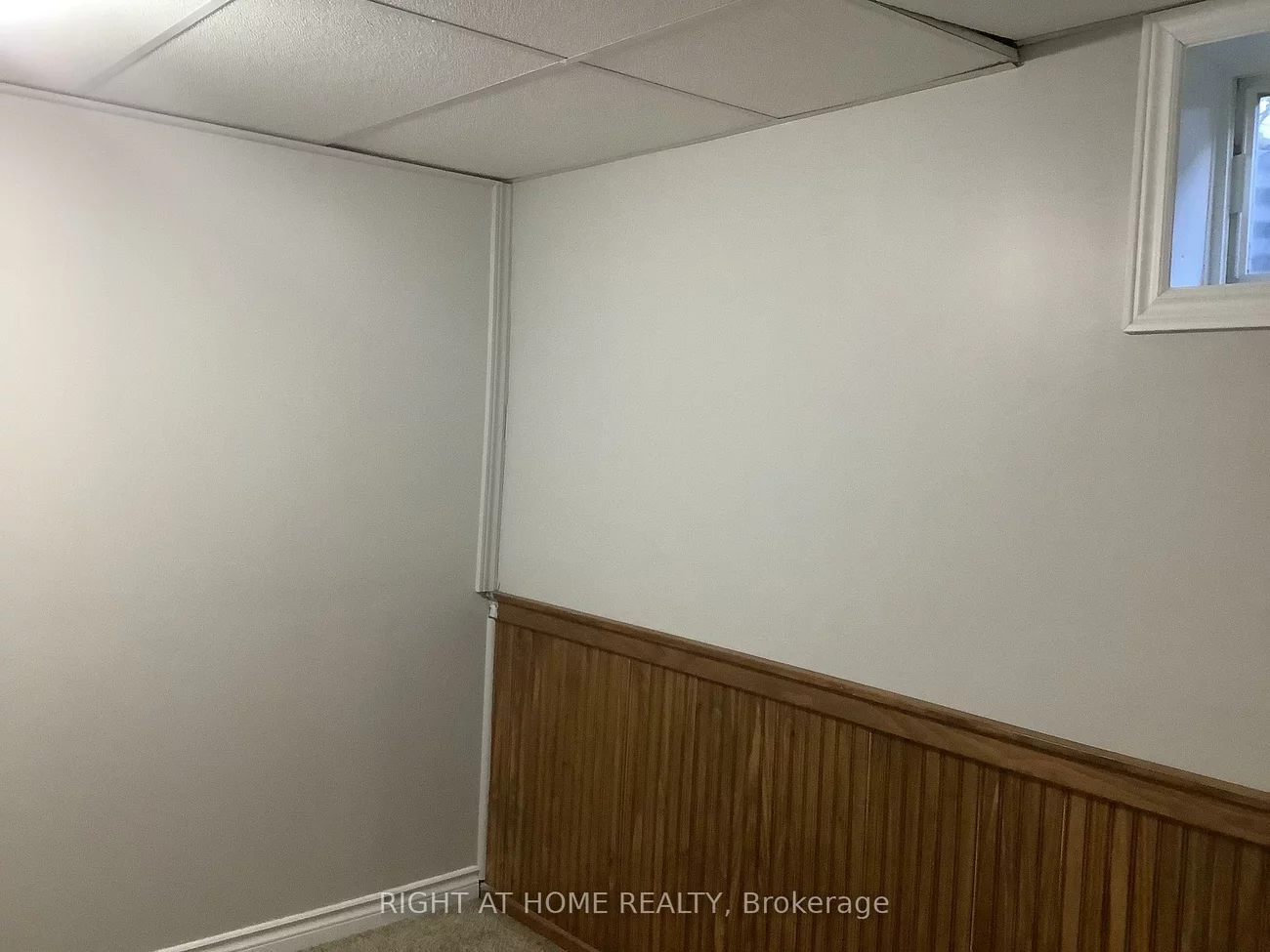 11, Rosenfeld, Grove East, Barrie