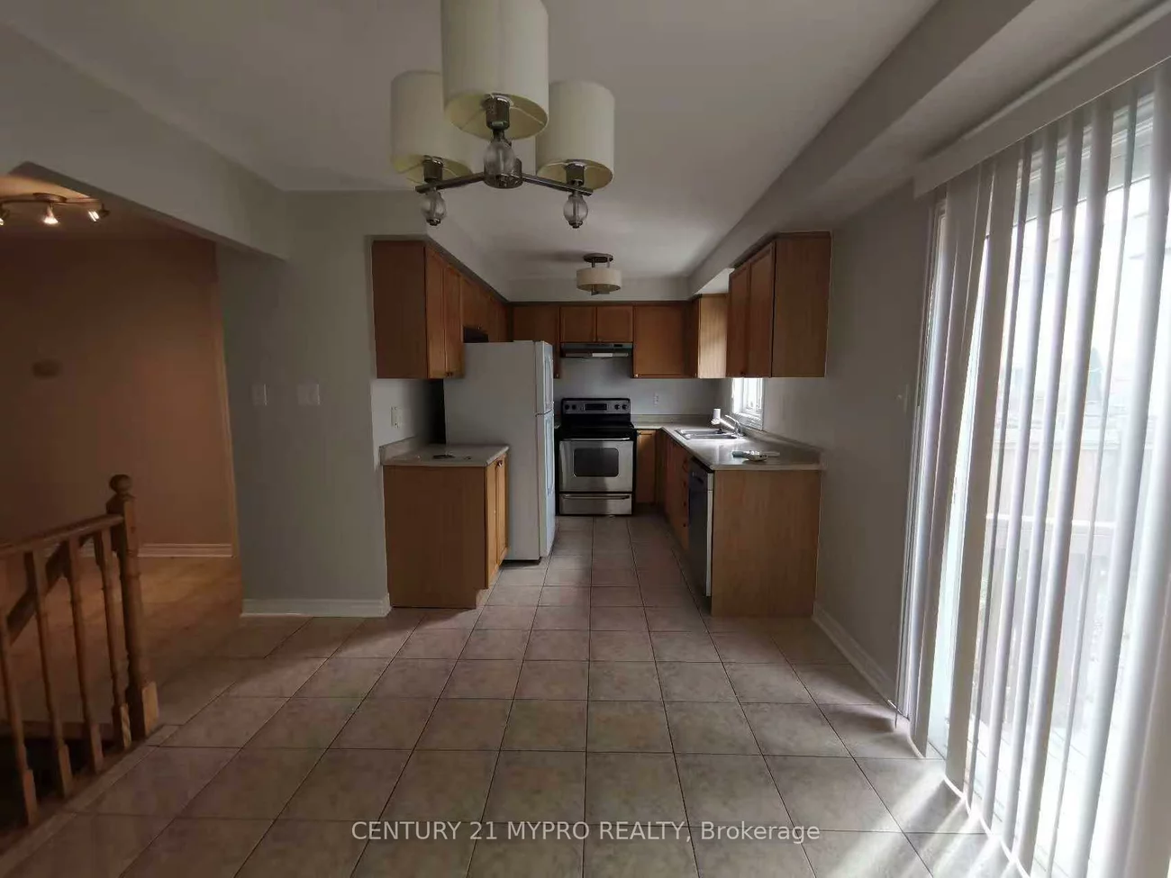 24, Beatrice, Innis-Shore, Barrie