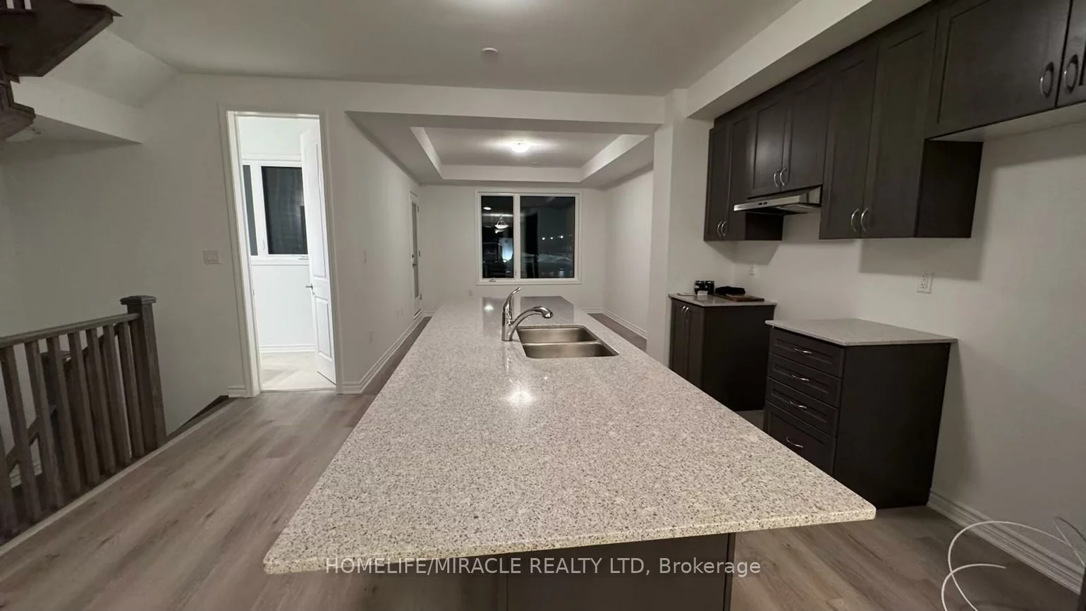 98, Pearen, Rural Barrie Southwest, Barrie