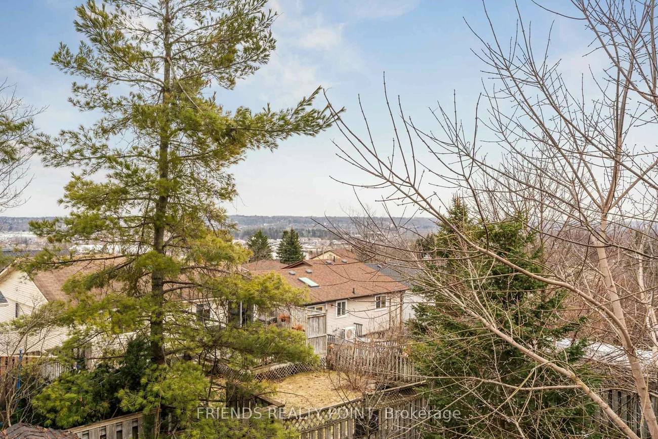 55, Browning, Letitia Heights, Barrie