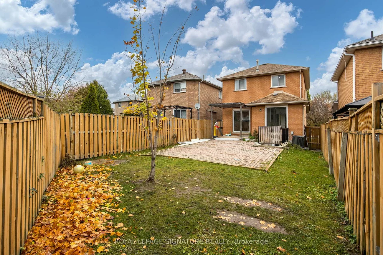 124, Laidlaw, West Bayfield, Barrie