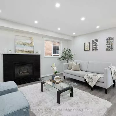 124, Laidlaw, West Bayfield, Barrie