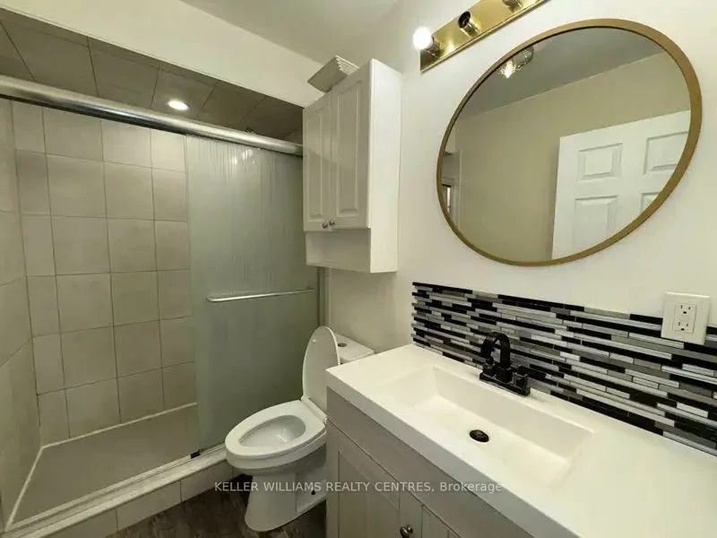 51, Mcdougall, West Bayfield, Barrie