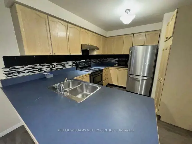 51, Mcdougall, West Bayfield, Barrie