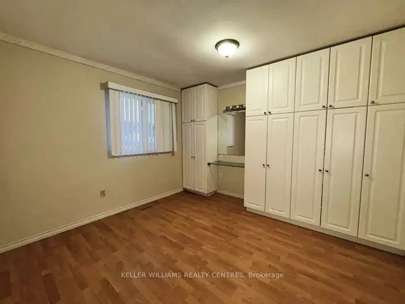 51, Mcdougall, West Bayfield, Barrie