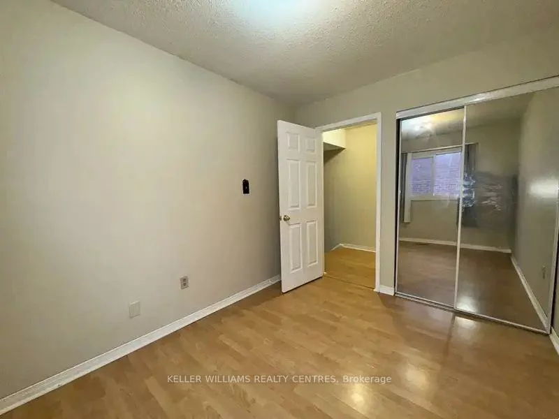 51, Mcdougall, West Bayfield, Barrie