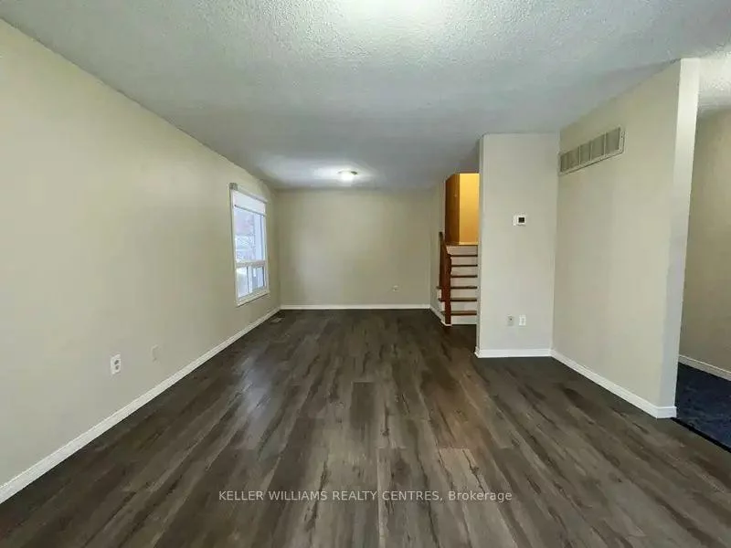 51, Mcdougall, West Bayfield, Barrie