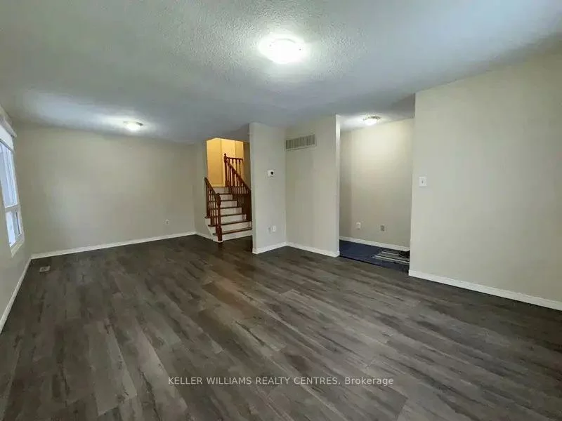 51, Mcdougall, West Bayfield, Barrie