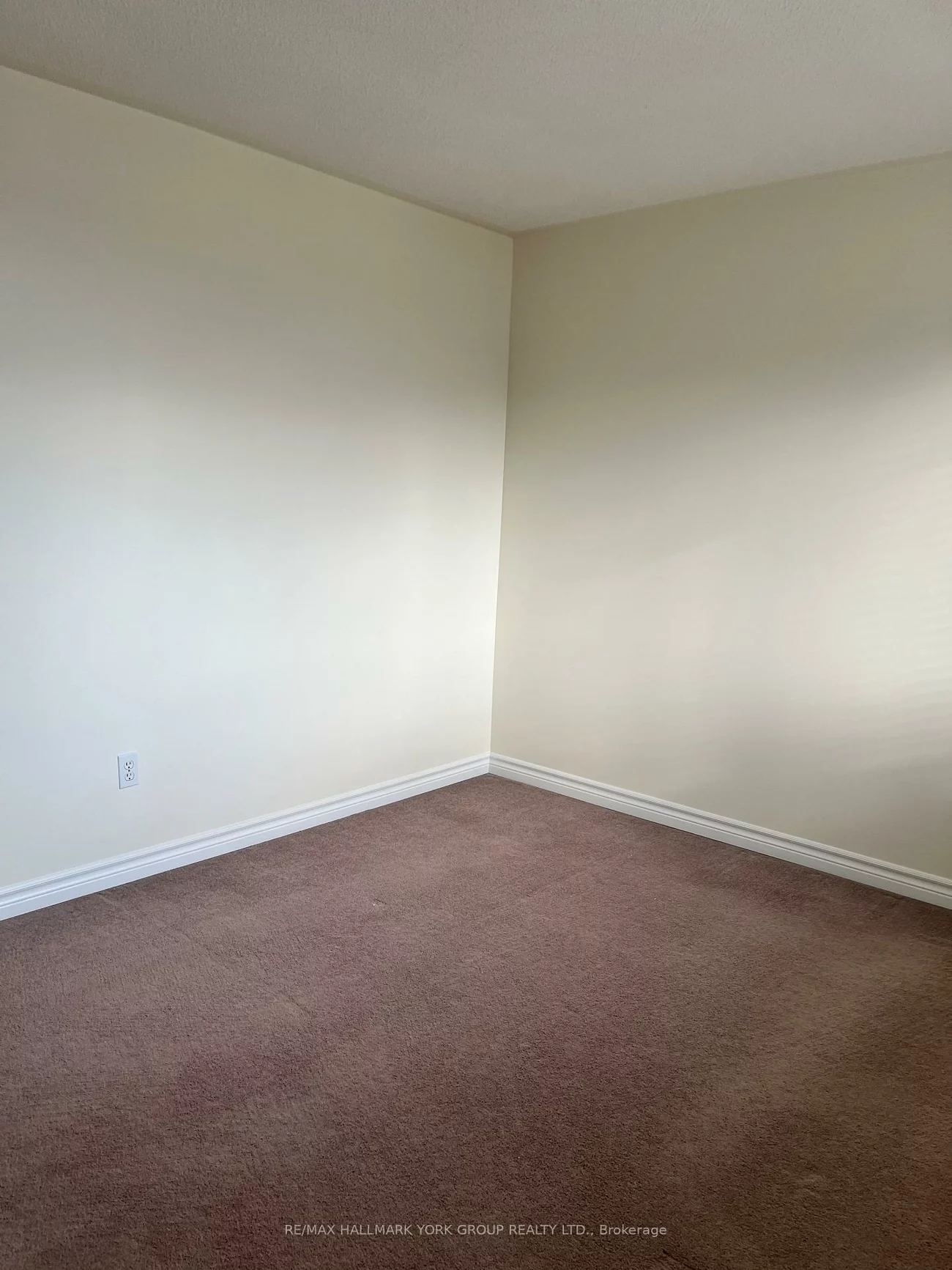 490, Veterans, Holly, Barrie