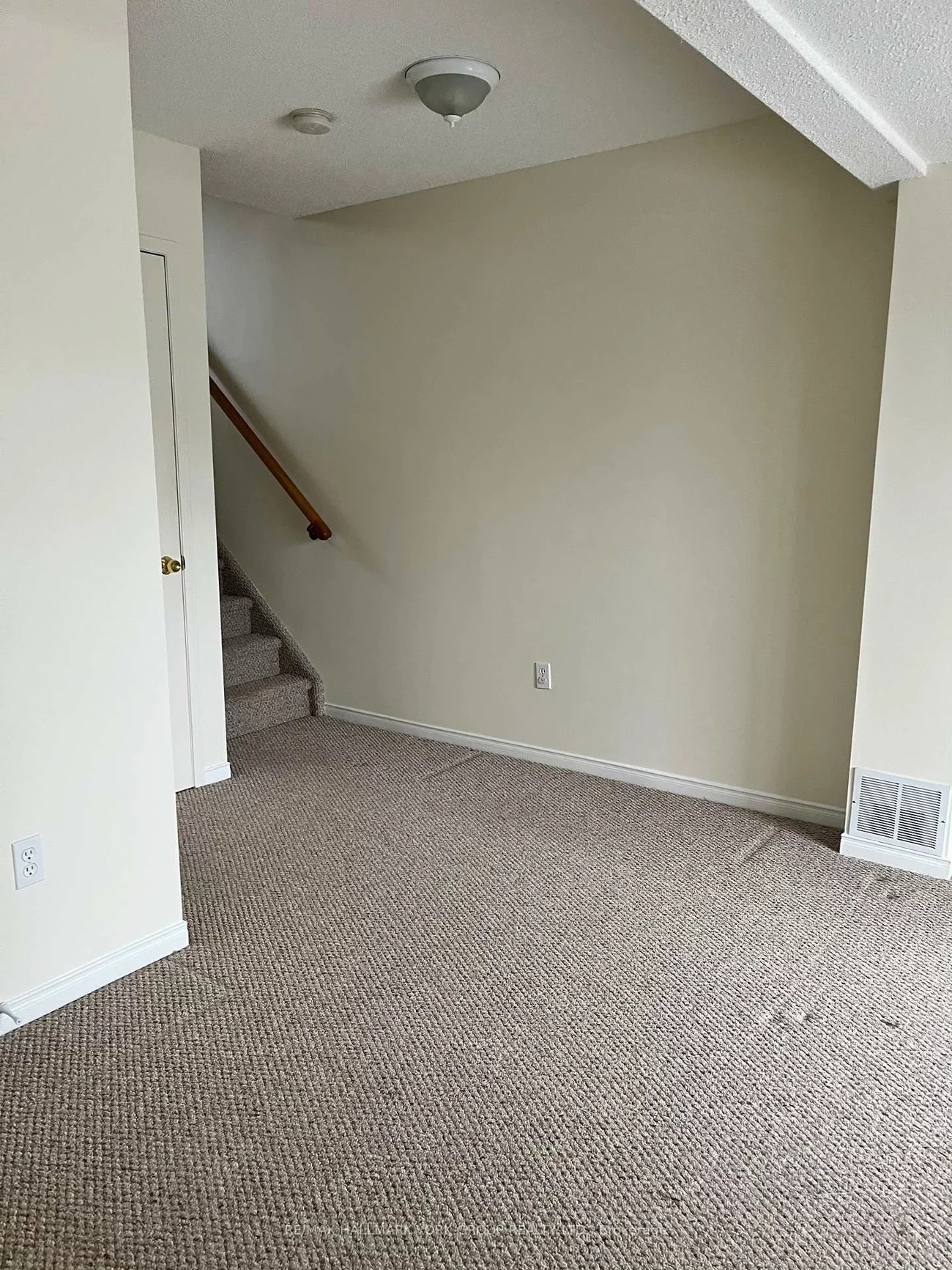 490, Veterans, Holly, Barrie