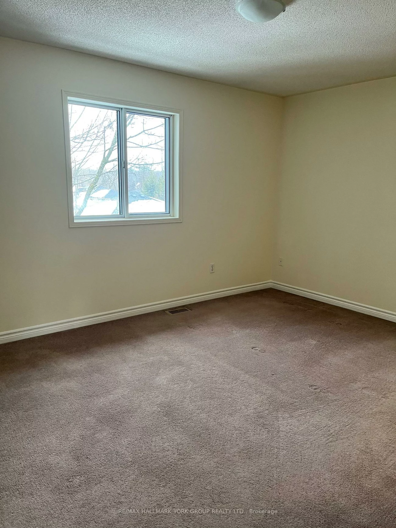 490, Veterans, Holly, Barrie