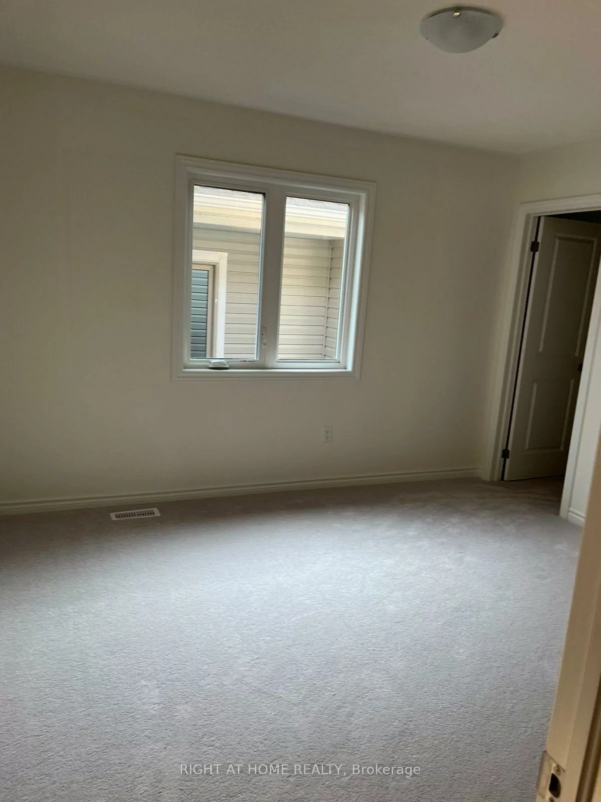 13, Gemini, Painswick South, Barrie