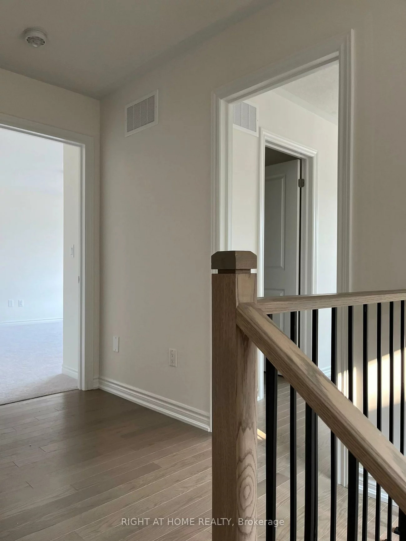 13, Gemini, Painswick South, Barrie