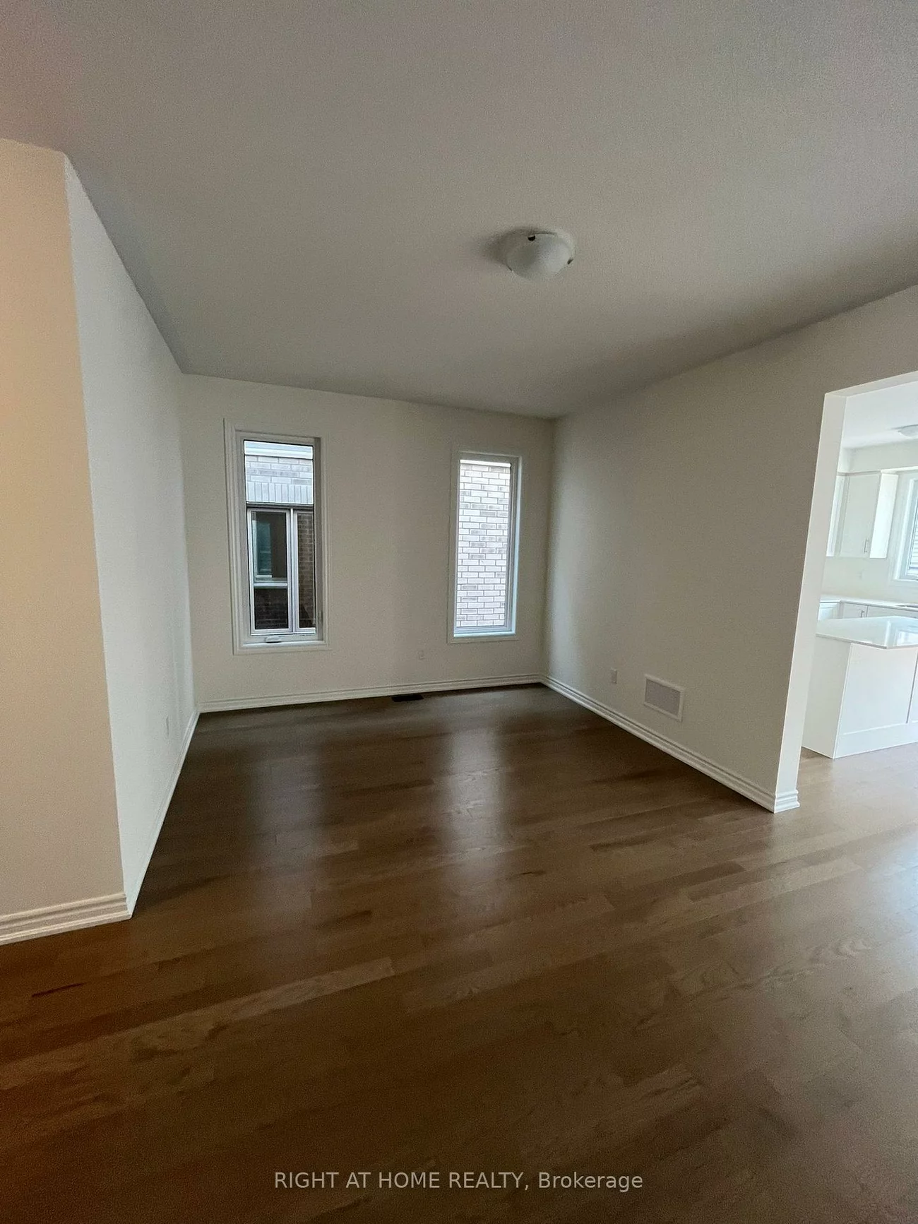 13, Gemini, Painswick South, Barrie